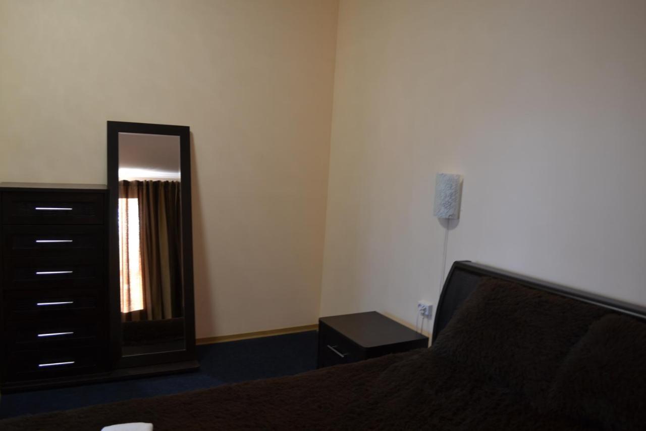 Art Hotel Chernivtsi Exterior photo