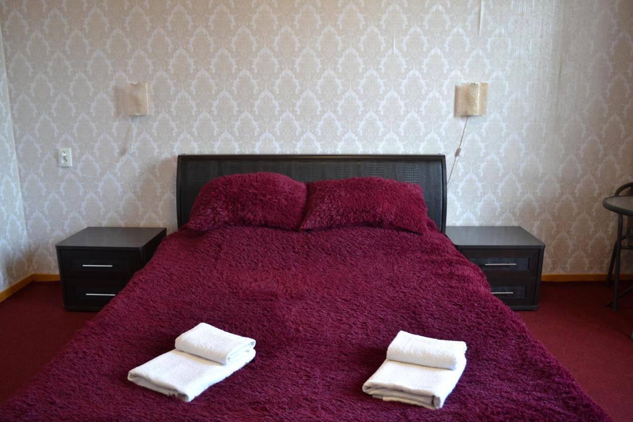 Art Hotel Chernivtsi Exterior photo