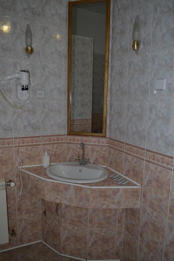 Art Hotel Chernivtsi Exterior photo